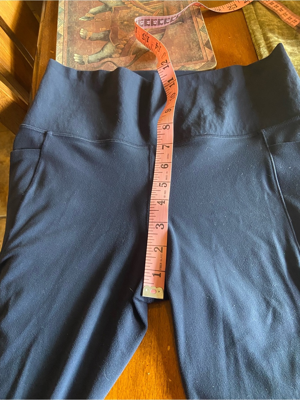 Athleta Salutation 7/8 stash tights size medium - Picture 9 of 9